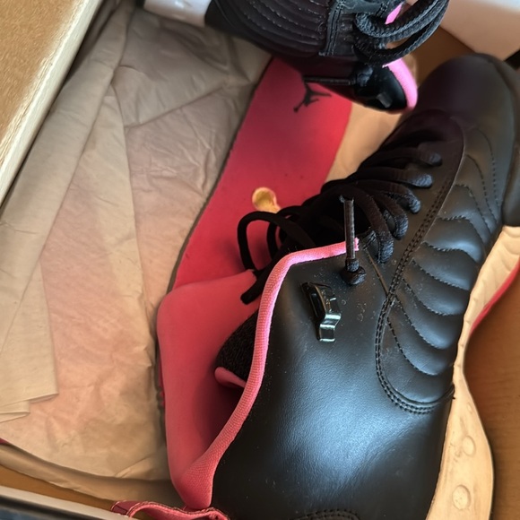 Jordan jump man pro Black and Pink Sneakers with Bold Design EUC 7Y or W8.5 - Picture 16 of 16